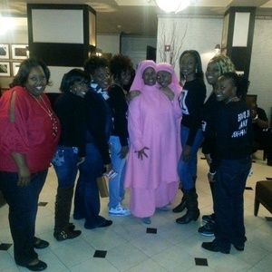 Meet your Posher, Crystal